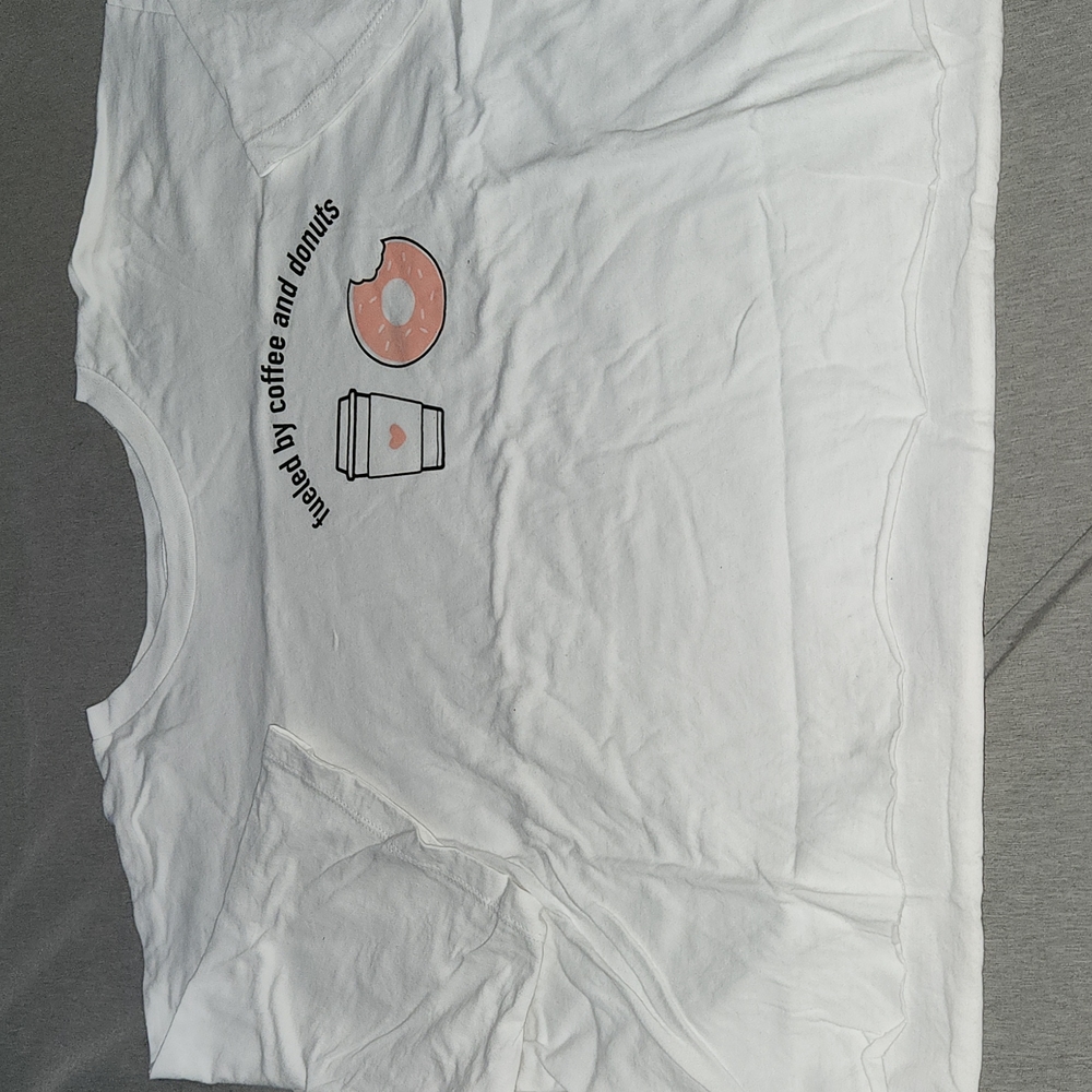 Muscles & Donuts Crop tee